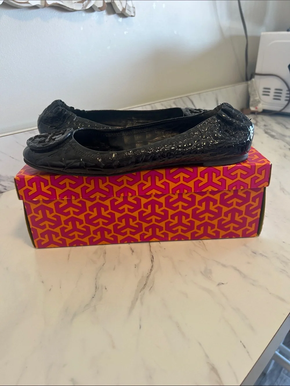 Tory Burch Black Patent Logo Round-Toe Ballet Flats